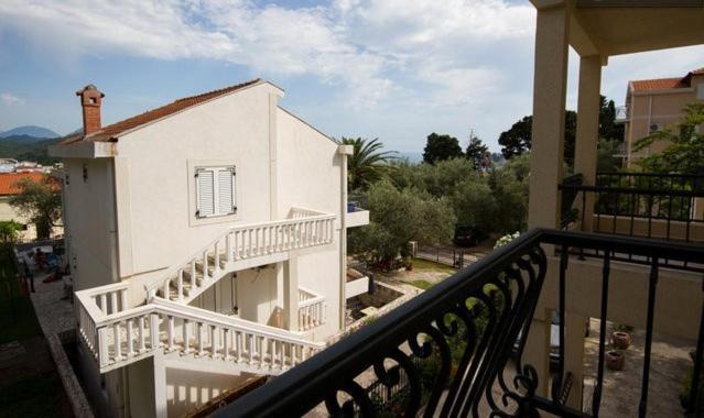 Apartments & Rooms M Petrovac Oda fotoğraf